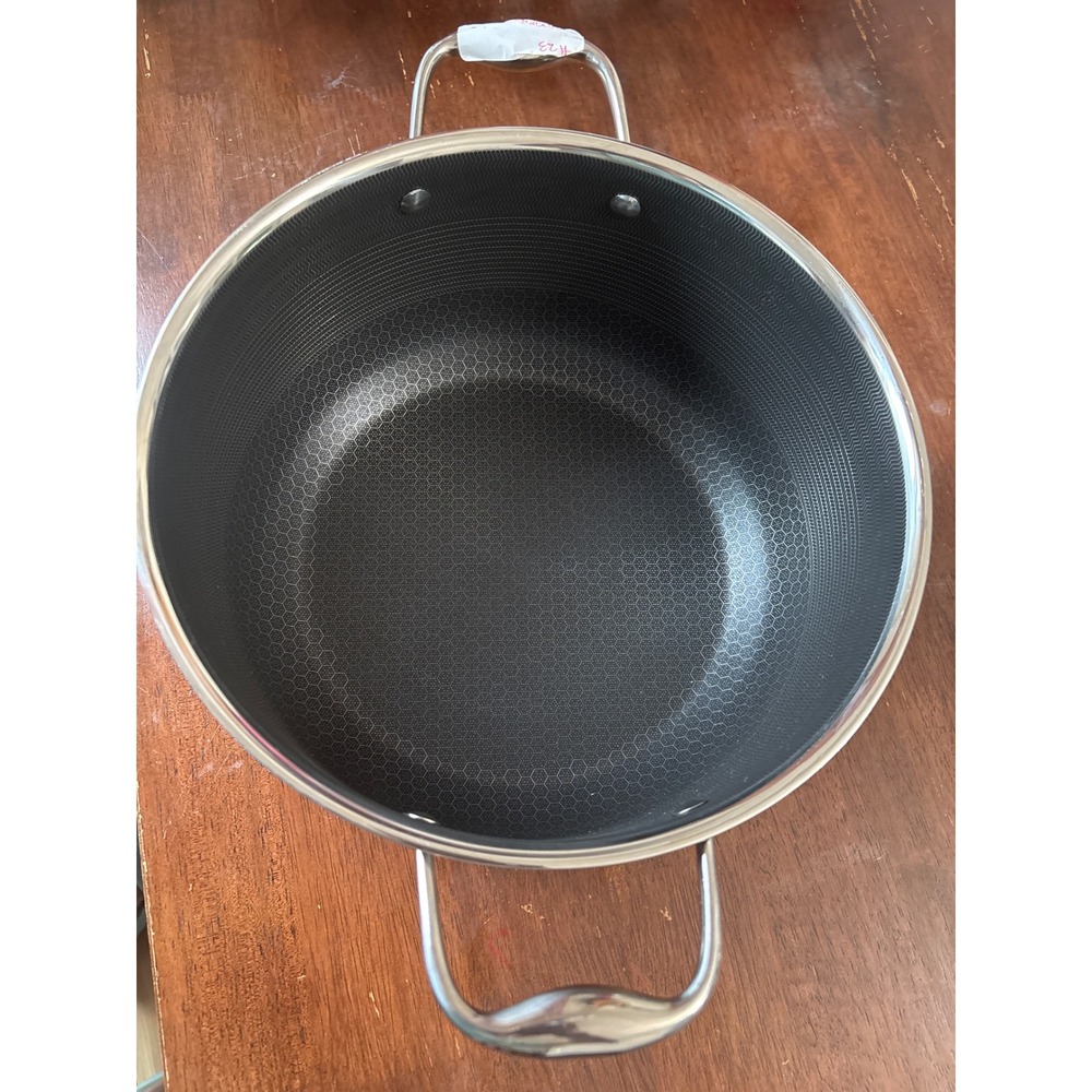 HexClad 8 qt Hybrid Stainless Steel Stock Pot with Lid Nonstick Cookware